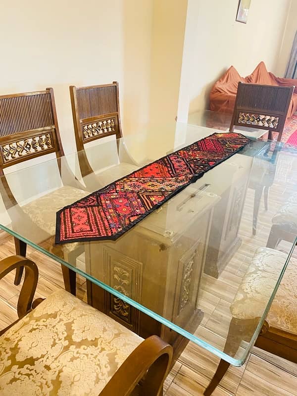 6 person dinning table with chairs and showcase 10