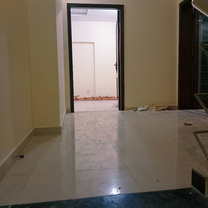 10 Marla Upper Portion Available For Rent in DHA Phase 5 Near Wateen Chowk 21