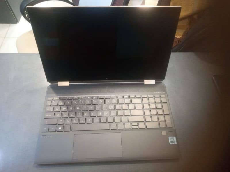 HP spectre 15 jem cut i7 10th generation H pror 8gb 1tb SSD GTX 1650 0