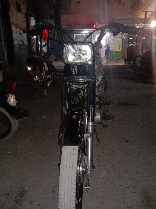 Honda CG 125 karachi number 4