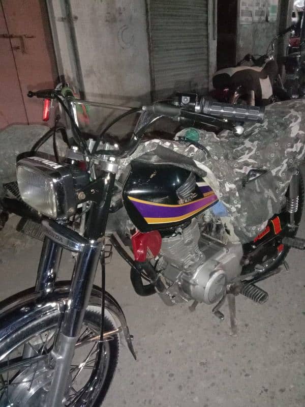 Honda CG 125 karachi number 6