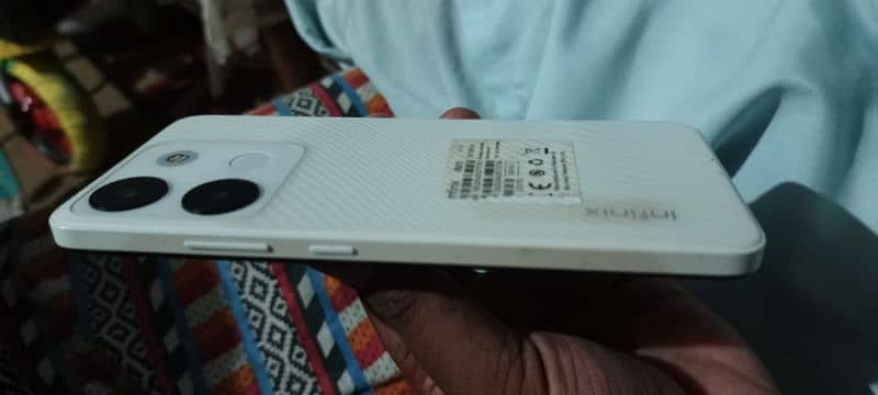 Infinix smart 7 ram 4 64 with box 3