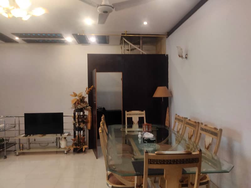 Duplex bonglow 250 yard for sale Dha phase 7 khy Rizwan 1+3 bed room drawing dining tv lounge 1