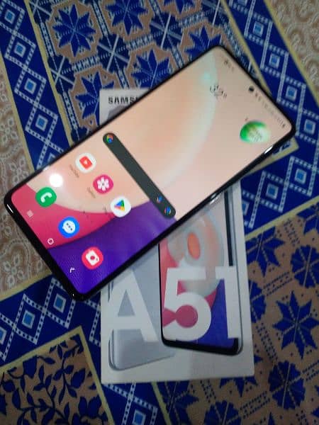 SAMSUNG A51 Mobile 6/128 Gb with Box jenion charger no open no repair 6