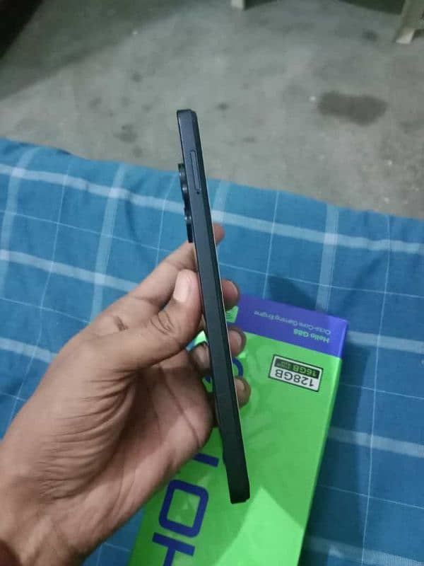 Infinix hot. 30 complt saman 1