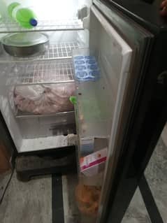 fridge fore sale Haier hrf 276