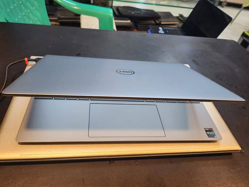 Dell XPS 9315 i5 12th generation 16gb ram 512gb SSD 10/10 2