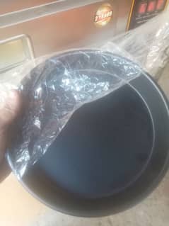 Pizza pan with separater