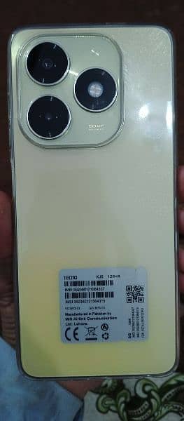 Tecno Spark 20, Just Box Open 1