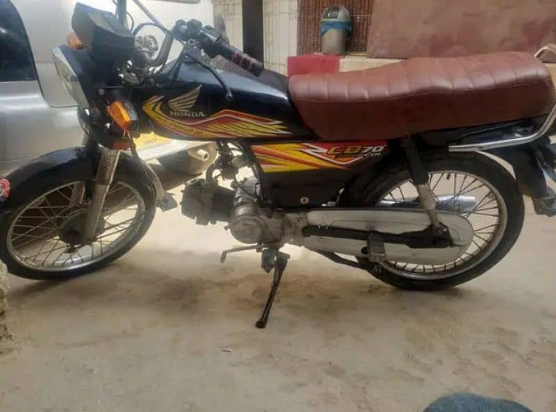 Honda 70 2020 karachi number 3