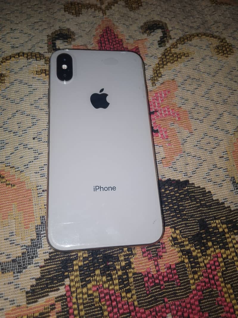 I phone x256gb & iphone 11@64gb 3