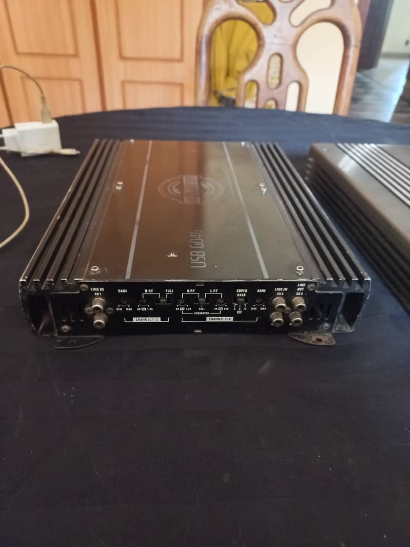 SOUND BLASTER(KOREAN) 4 CHANNEL AMPLIFIER 2000WATT 0