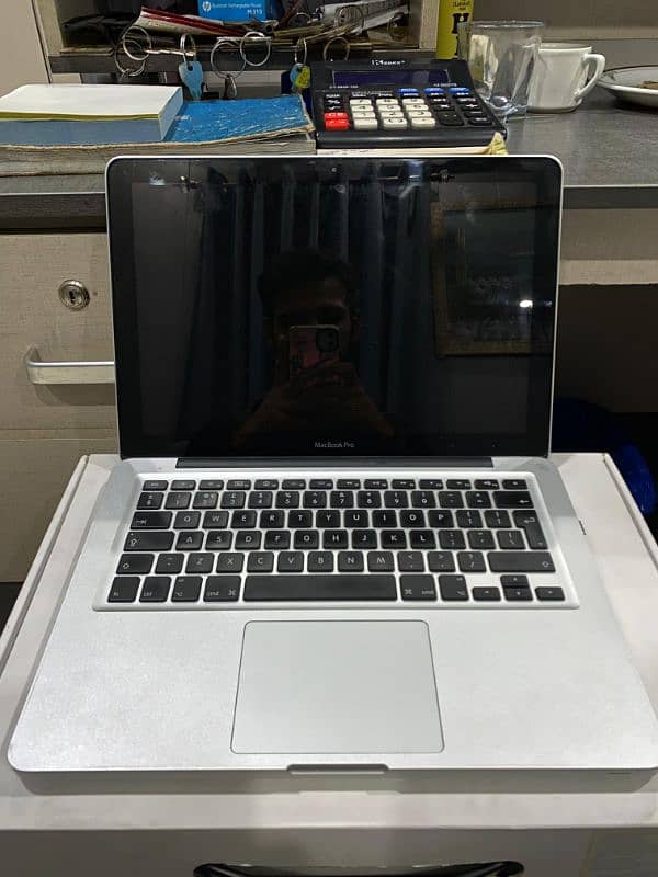 MacBook pro i5 2011 windows 10 converted 1