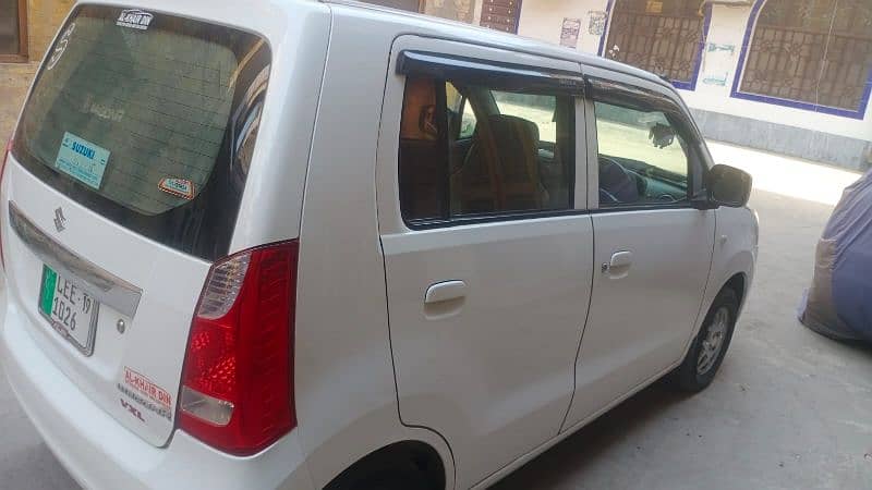 Suzuki Wagon R 2019 1