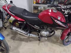 Yamaha YBR 125 2022