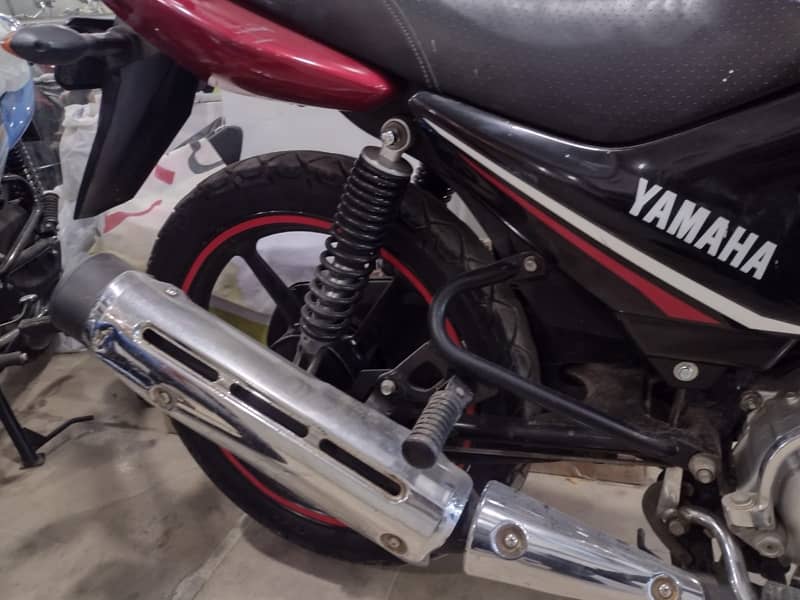 Yamaha YBR 125 2022 6