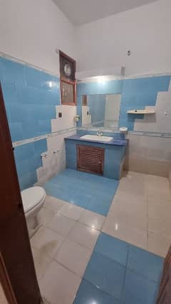 Portion for rent fast floor 3 bed dd tile flooring 240 yd