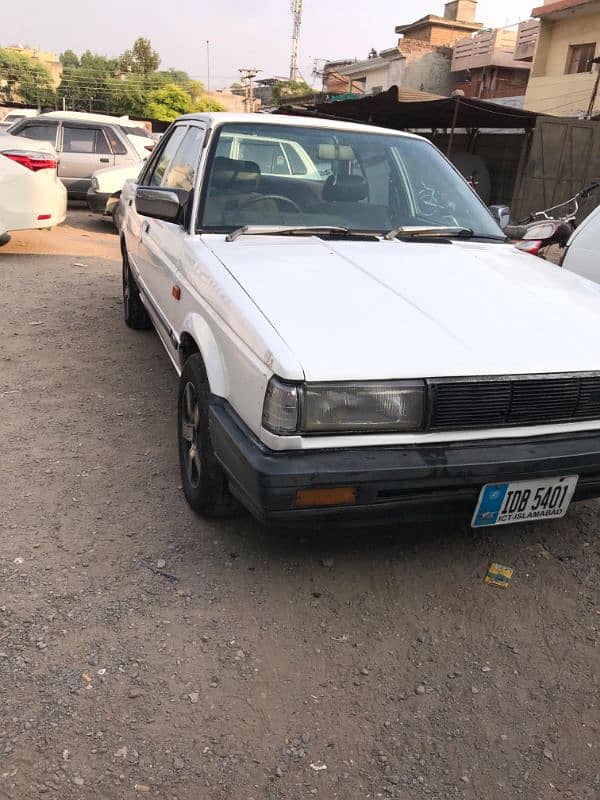 Nissan Sunny 1987 11