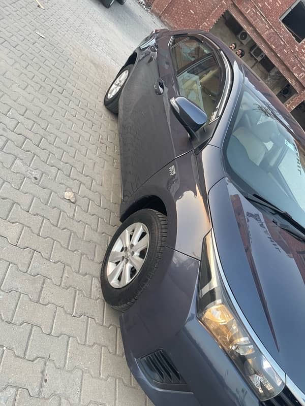 Toyota Corolla Altis 2015 6