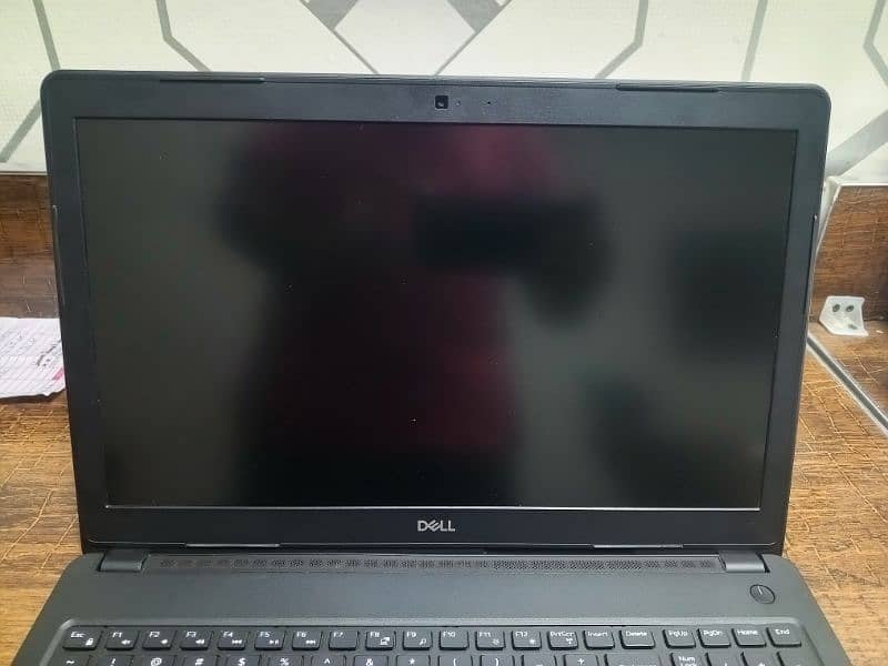 Dell 3580 / i7 7th Generation / Condition 9/10 / 2 Month Warrenty 4