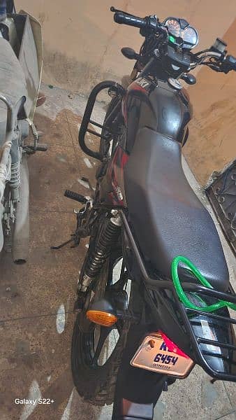 Suzuki 150gr Karachi 1