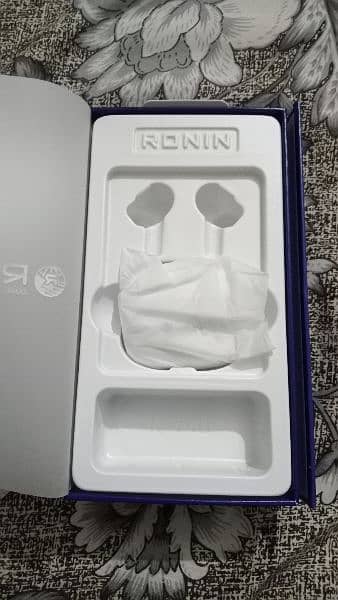 Ronin Air buds 2