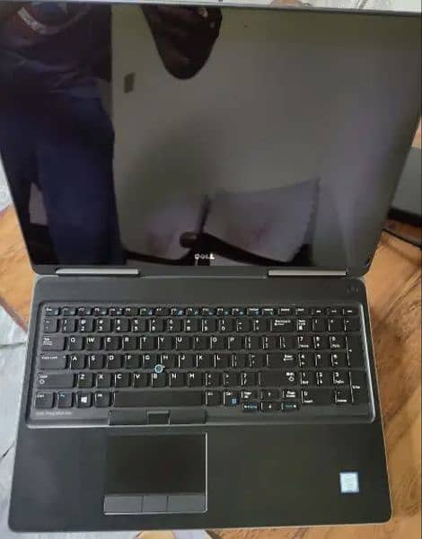 Dell Laptop 3