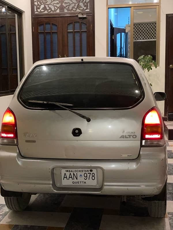 Suzuki Alto 2000 1