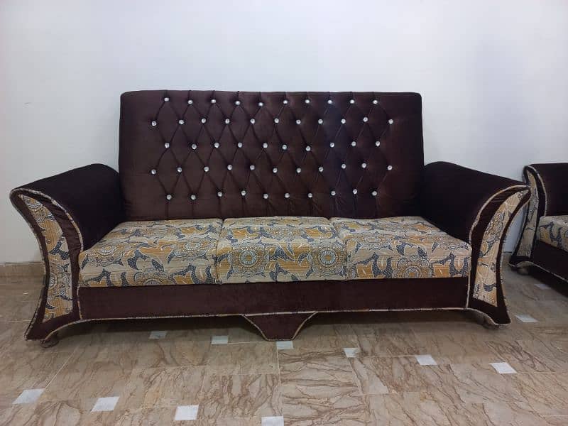 7 seater velvet sofa set little bit use excellent condition like new 2