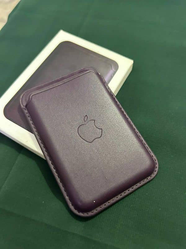 Leather Wallet for iPhone 4