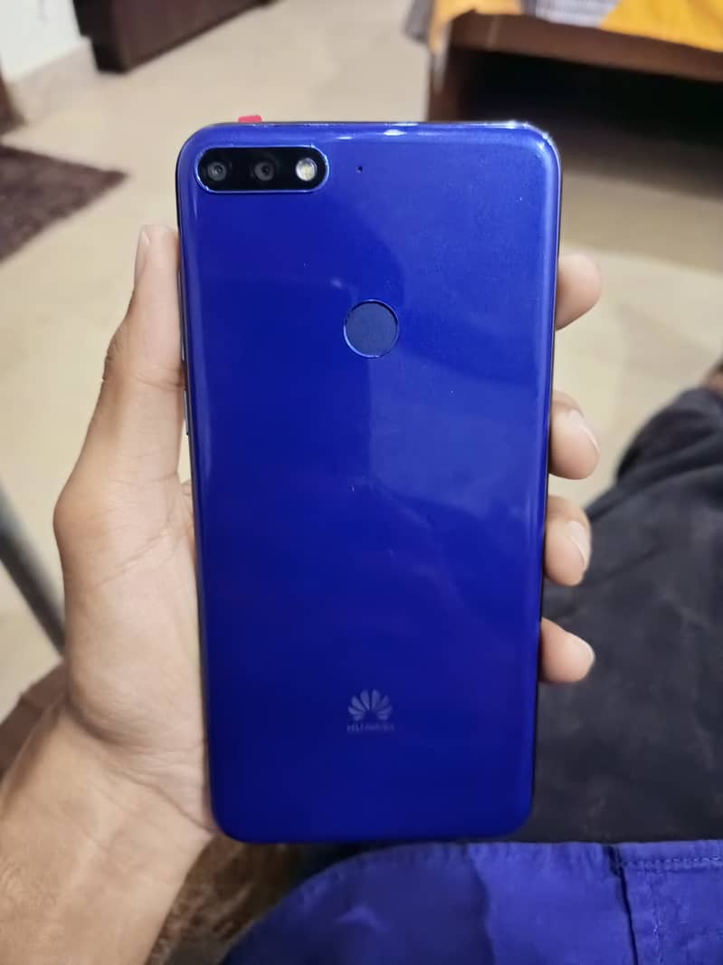 Huawei Y7 Prime 2018 3