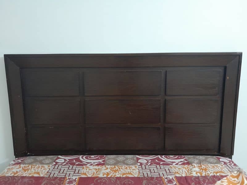 King size bed without mattress for sale ! 1