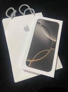 iPhone 16 Pro Max 256gb with apple gift carry bag