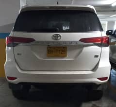 Toyota Fortuner V 2020