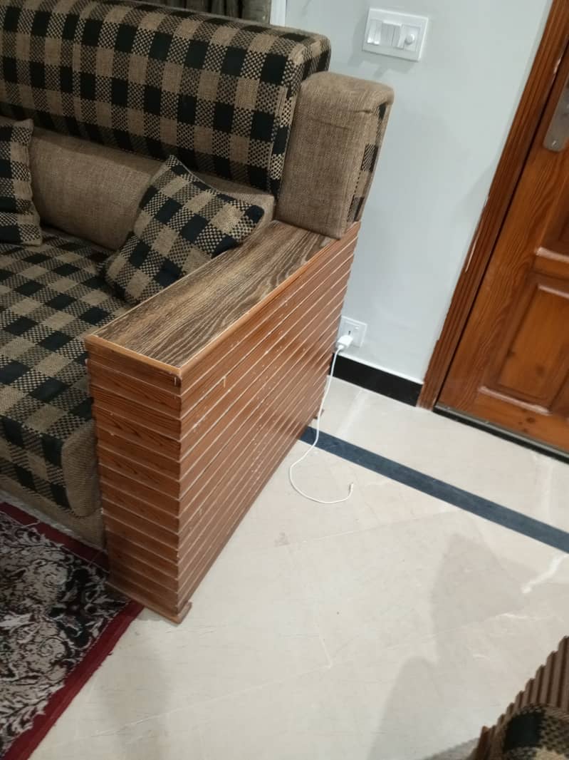 5 seater sofa for sale with tables made of pure wood price negotiable 0