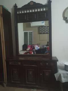 dressing table with full size mirror 0