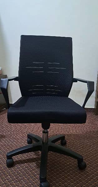 conputer chair black color 0