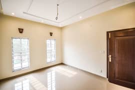 Brand new 1 Kanal Upper Portion Available for Rent in DHA Phase 8 Broadway 0