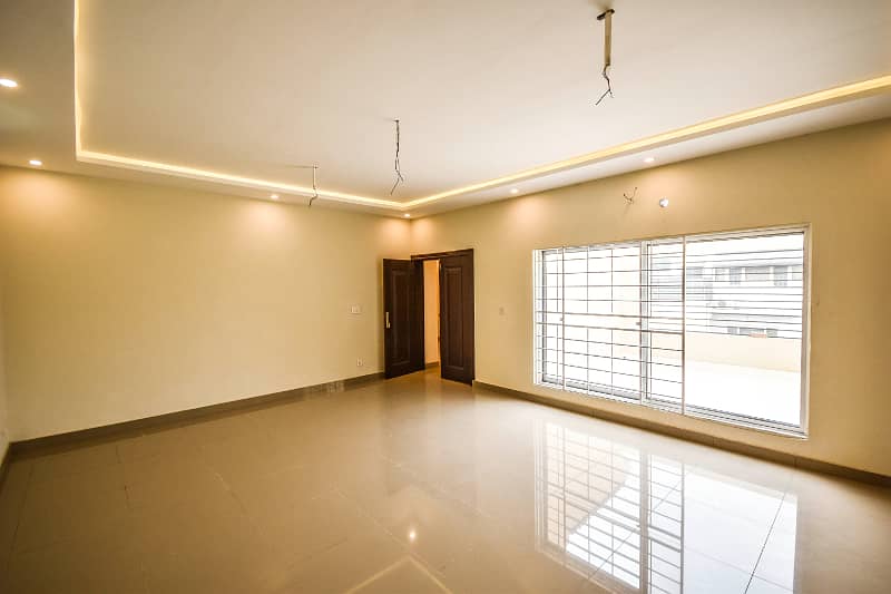 Brand new 1 Kanal Upper Portion Available for Rent in DHA Phase 8 Broadway 2