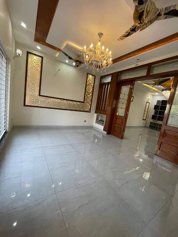 10 Marla Luxury House For Sale In Bahria Town Rafi Block 2