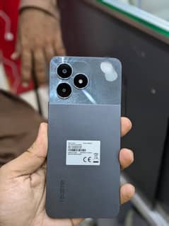 Realme note 50