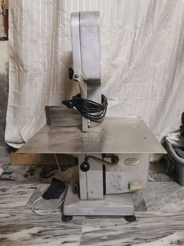 bonesaw meat cutting machine 2