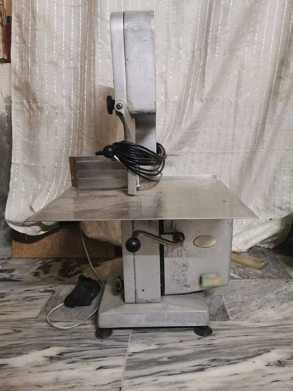 bonesaw meat cutting machine 4