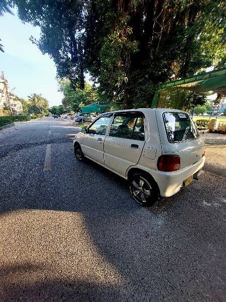 Daihatsu Cuore 2006 1