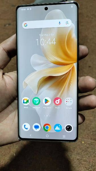 Vivo V30e 1