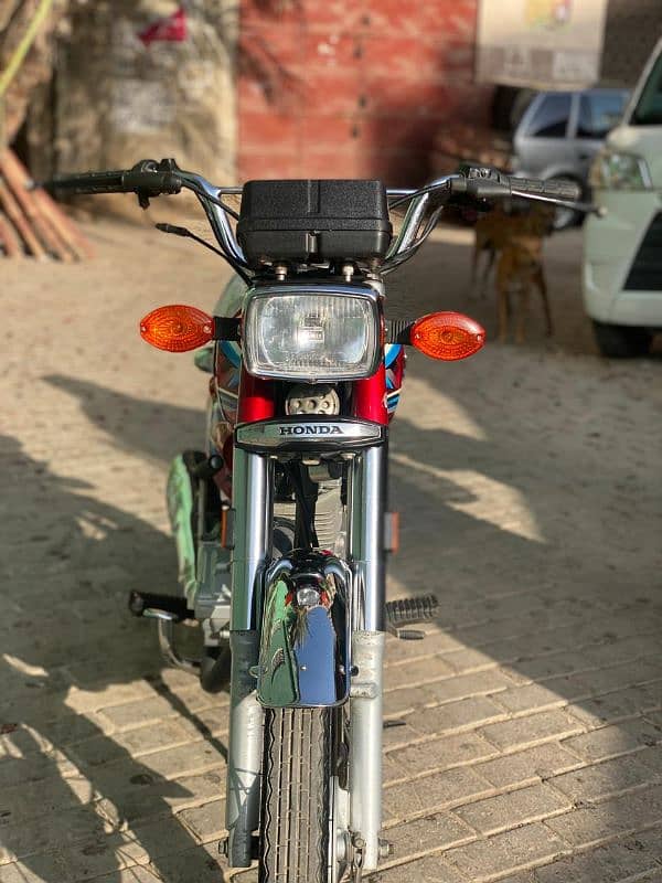 Honda CG125 2024 4 month Geniun bike For Sale 4