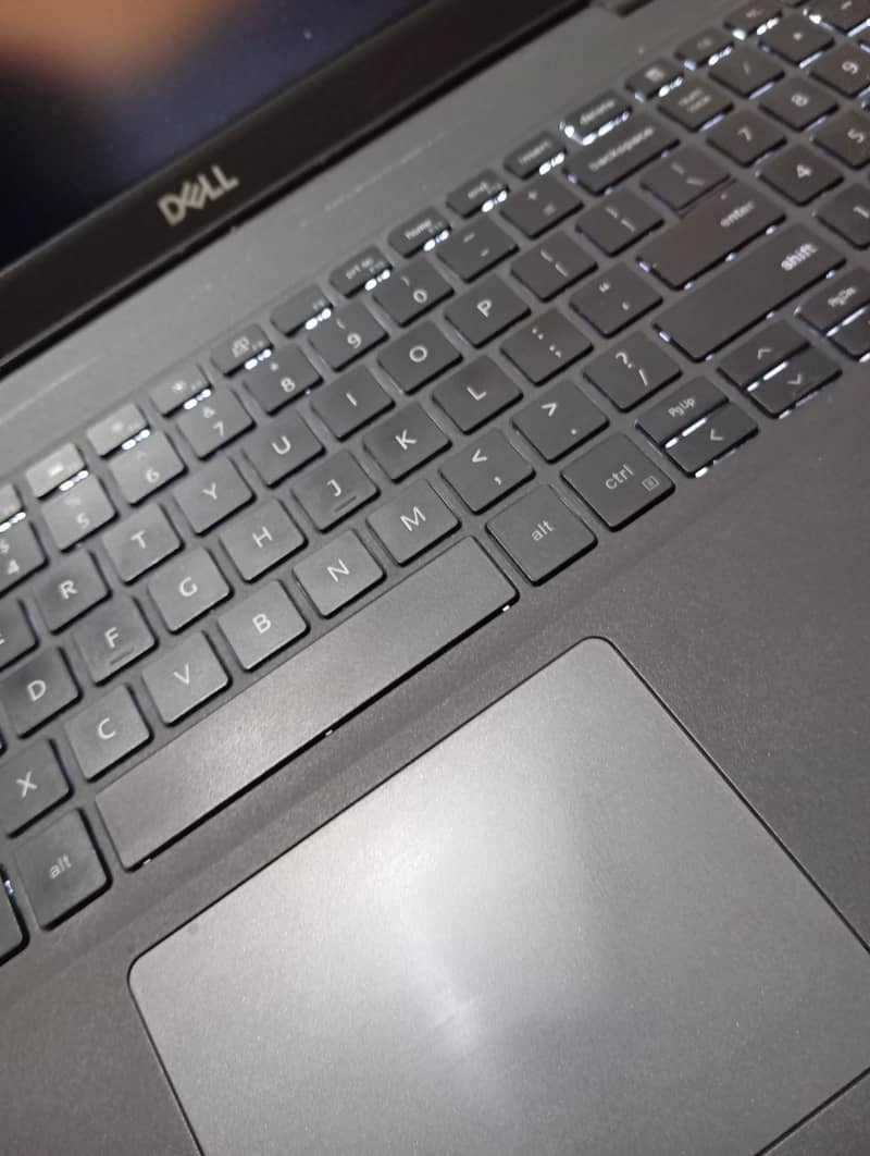 Dell Latitude 3510 Intel Core i3 10th Generation 10