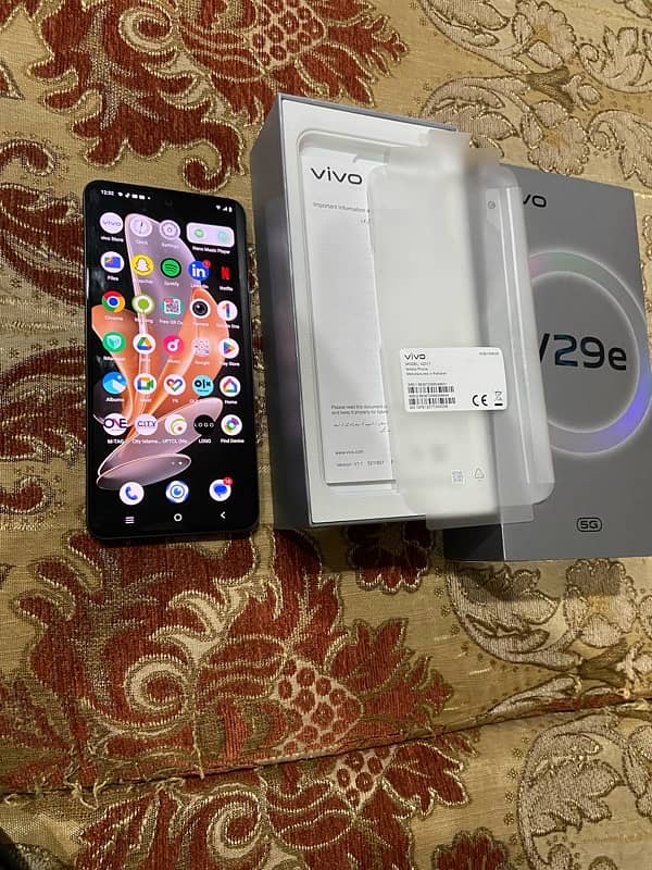 vivo v29e black 2