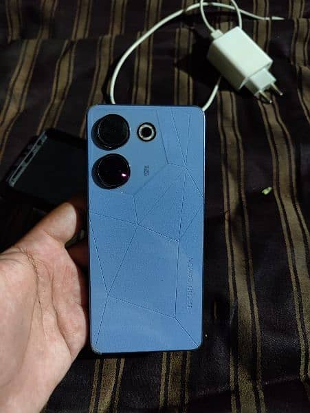 tecno camon 20,,,8/256,,,, with 5 month warranty 4