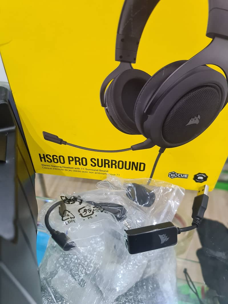 Corsair HS60 Pro Surround Gaming Headset New Black 7.1 Sound 5